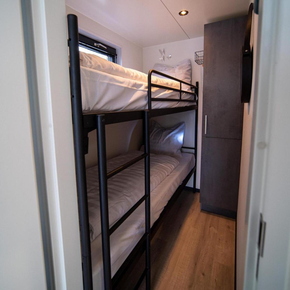 Houseboat Marina Mookerplas 4-6 Persons Plasmolen Eksteriør billede