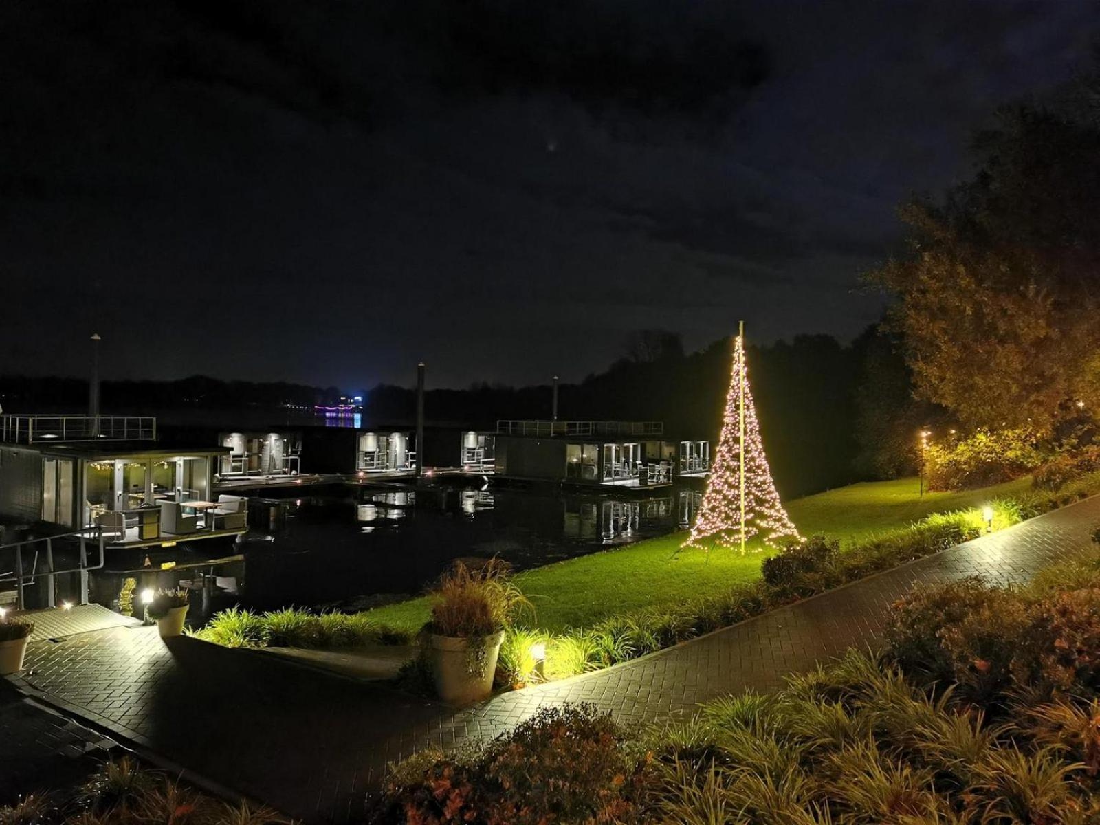 Houseboat Marina Mookerplas 4-6 Persons Plasmolen Eksteriør billede