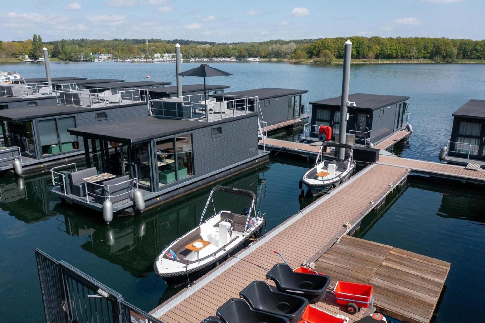 Houseboat Marina Mookerplas 4-6 Persons Plasmolen Eksteriør billede